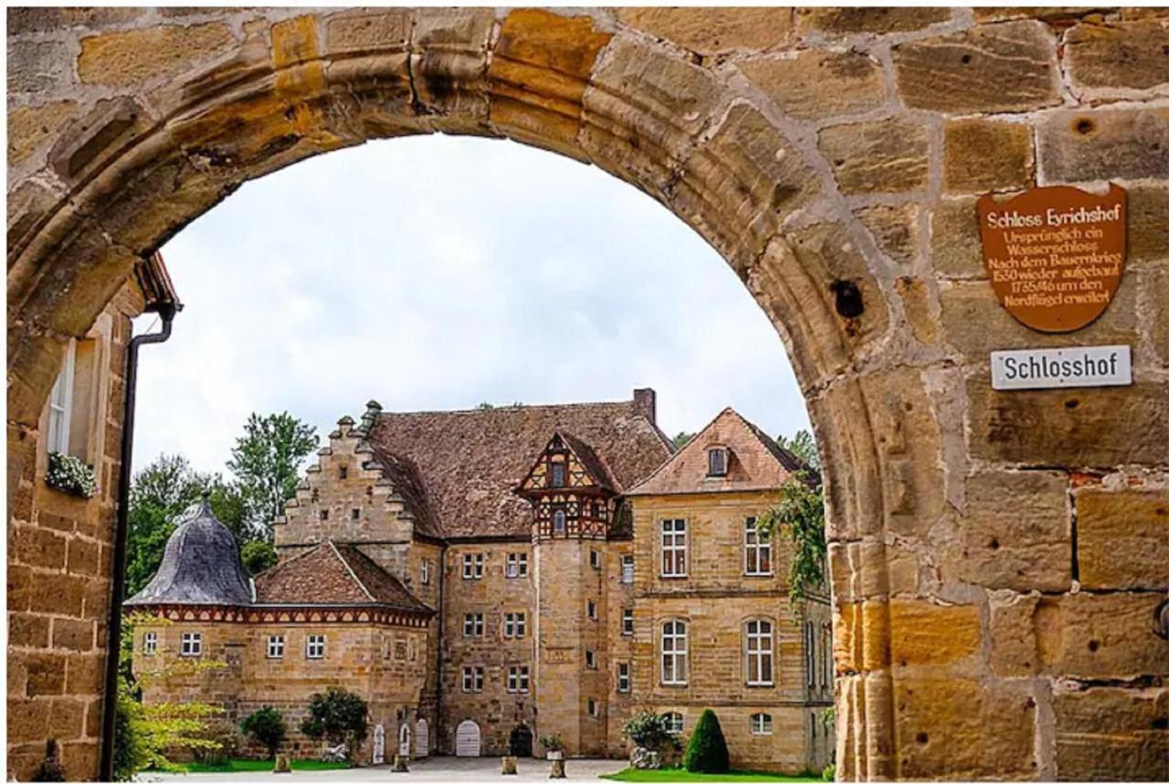 Gutsverwaltung Schloss Eyrichshof Ebern Exterior foto